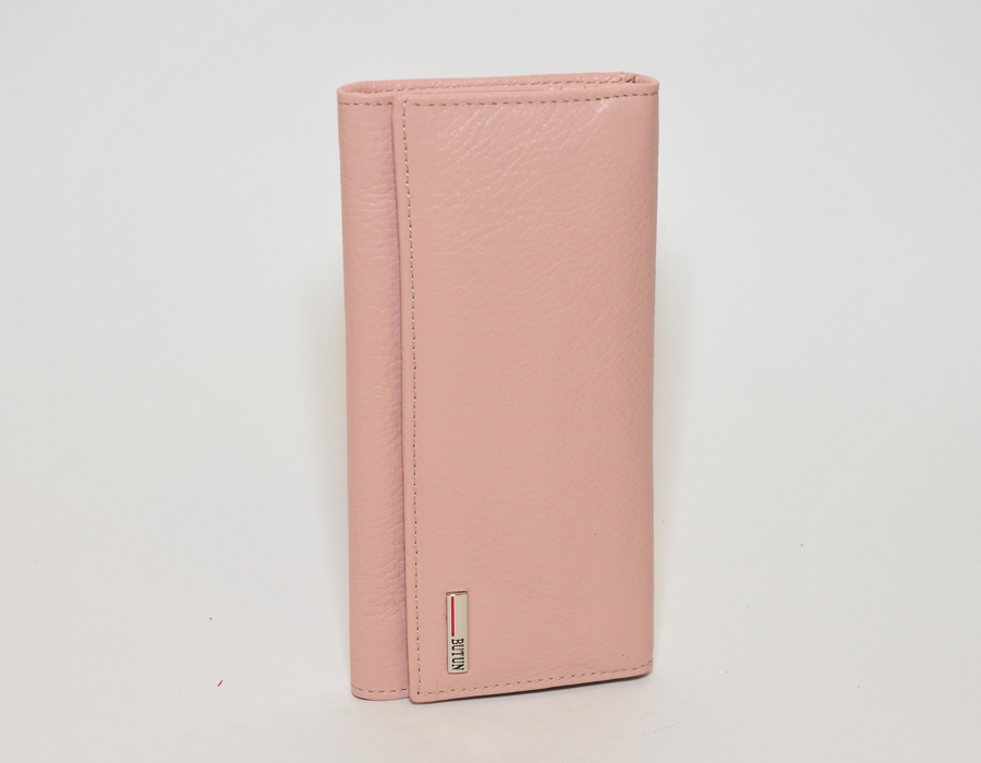 Светло-розовый женский кошелек
